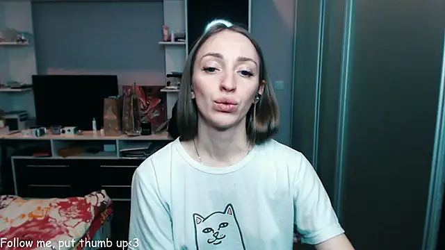 Natalimeowks online show from 12-31-24, 01:08
