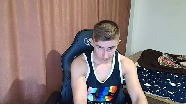 Snapshot of Todhorny9873 chatting on 01-09-25, 08:45 Todhorny9873 online show from 01-09-25, 08:45