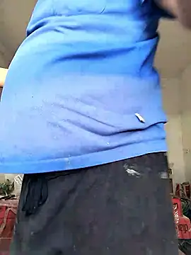 Snapshot of sarpe4 chatting on 10-30-25, 01:45 sarpe4 online show from 10-30-25, 01:45