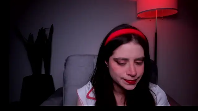 HazelKush online show from 05-12-26, 12:30