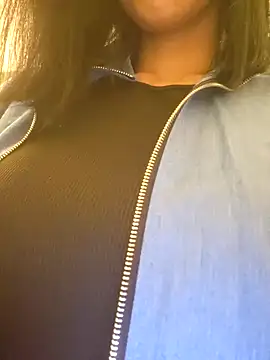 misscectito13 online show from 10-24-25, 07:43