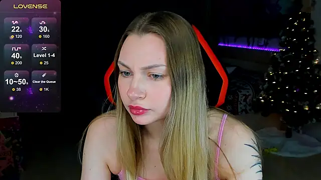 Snapshot of BiMolly chatting on 01-10-26, 03:58 BiMolly online show from 01-10-26, 03:58