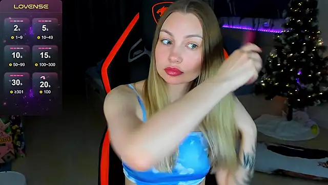 Snapshot of BiMolly chatting on 01-19-26, 03:21 BiMolly online show from 01-19-26, 03:21