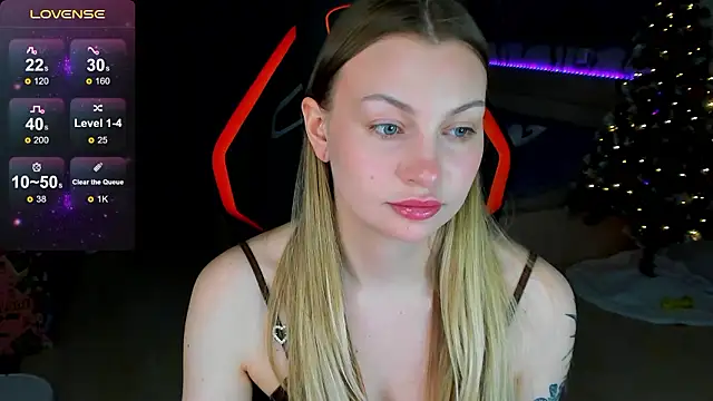 Snapshot of BiMolly chatting on 02-02-26, 09:57 BiMolly online show from 02-02-26, 09:57