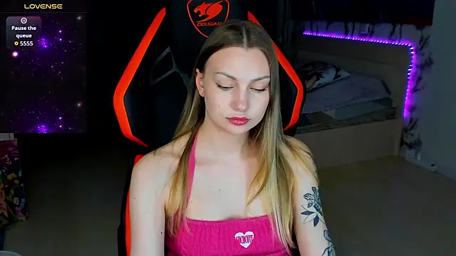 BiMolly online show from 03-31-26, 08:09