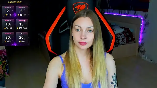 BiMolly online show from 04-30-26, 06:03