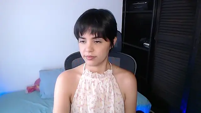 mia collins x online show from 02-10-26, 08:35