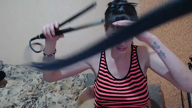 HotDreamm online show from 02-15-26, 12:25