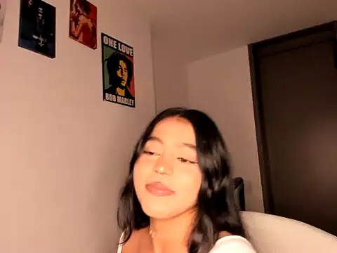 Snapshot of Naiara_sex chatting on 01-23-25, 09:08 Naiara sex online show from 01-23-25, 09:08