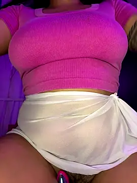 Snapshot of Naiara_sex chatting on 09-11-25, 05:18 Naiara sex online show from 09-11-25, 05:18