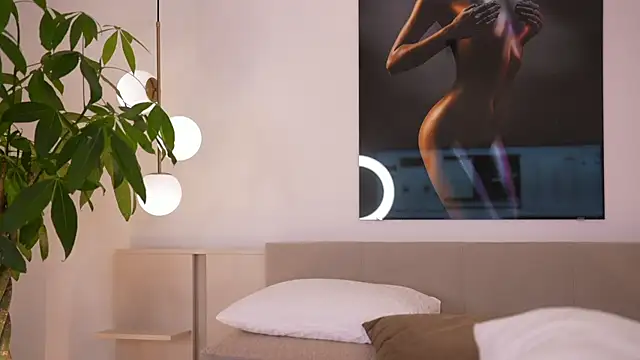 Snapshot of DoviaClaire chatting on 11-10-25, 07:40 DoviaClaire online show from 11-10-25, 07:40