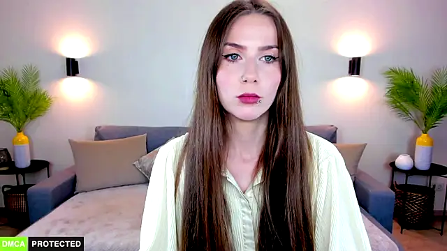 Snapshot of TheWoman__ chatting on 06-10-26, 10:58 TheWoman online show from 06-10-26, 10:58