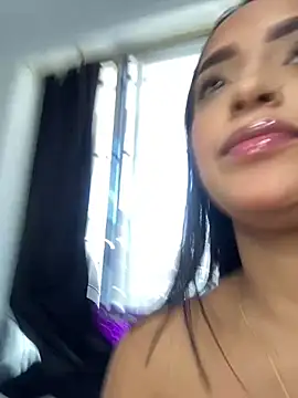 Shantal Lovee online show from 01-15-25, 05:37