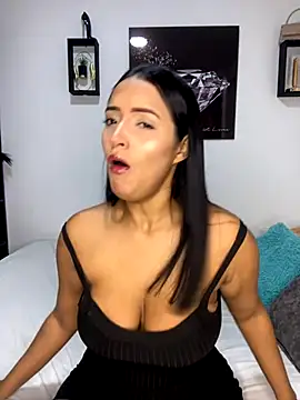 Shantal Lovee online show from 11-08-25, 09:46