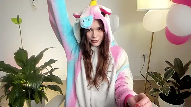 Snapshot of Pokemeboy chatting on 03-09-25, 05:49 Pokemeboy online show from 03-09-25, 05:49