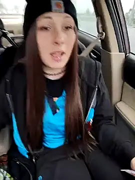 Snapshot of Babii_Nova chatting on 12-13-24, 06:05 Babii Nova online show from 12-13-24, 06:05