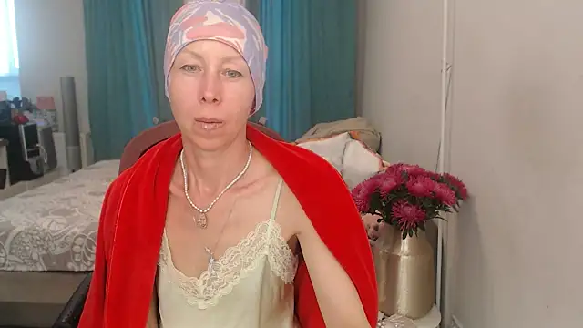 Snapshot of LuxuryNika chatting on 07-28-26, 04:16 LuxuryNika online show from 07-28-26, 04:16