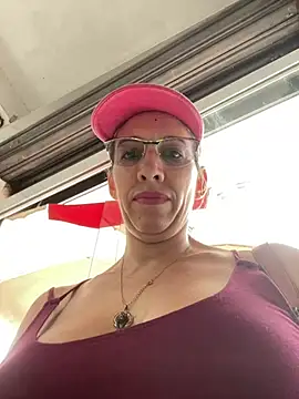 Gatitacarlita online show from 01-29-25, 03:58