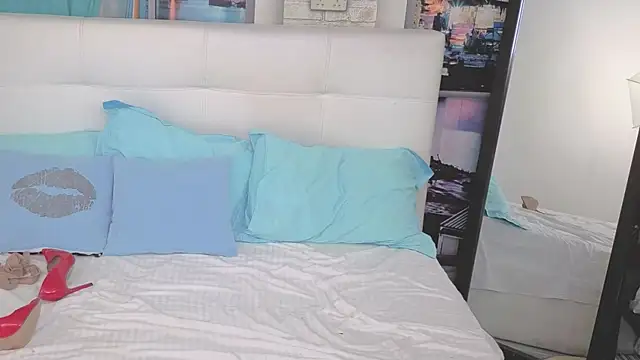 Snapshot of IvyHotFoxy chatting on 09-20-25, 07:15 IvyHotFoxy online show from 09-20-25, 07:15