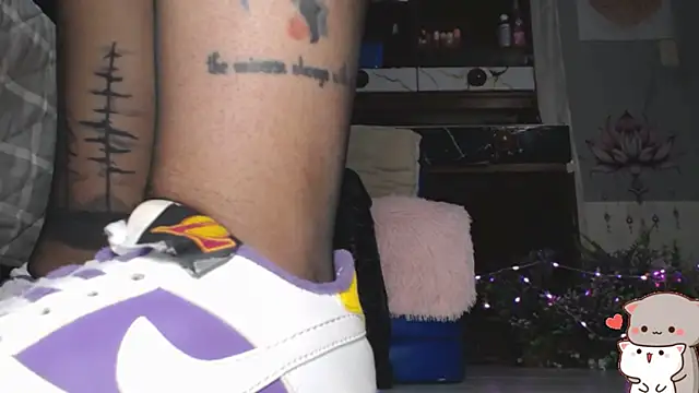 White Squirt online show from 02-20-26, 01:13