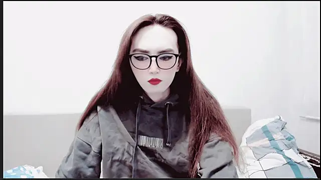 Snapshot of MinniMaksy chatting on 03-09-25, 12:31 MinniMaksy online show from 03-09-25, 12:31