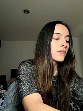 Snapshot of swrennn19 chatting on 11-01-25, 03:25 swrennn19 online show from 11-01-25, 03:25