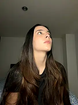 Snapshot of swrennn19 chatting on 11-03-25, 07:04 swrennn19 online show from 11-03-25, 07:04