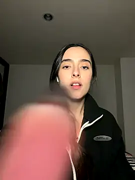 Snapshot of swrennn19 chatting on 12-02-25, 10:49 swrennn19 online show from 12-02-25, 10:49