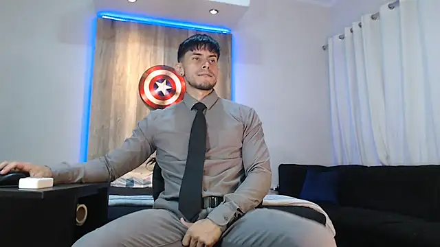 Andrew 4  online show from 02-18-25, 02:27