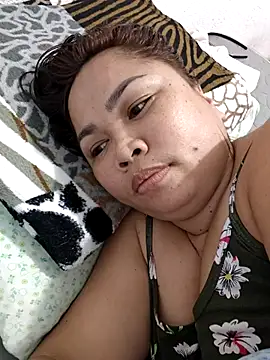 XXLorie 02 online show from 03-10-26, 12:54