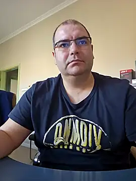 Snapshot of Andrew1900529 chatting on 01-27-25, 10:27 Andrew1900529 online show from 01-27-25, 10:27