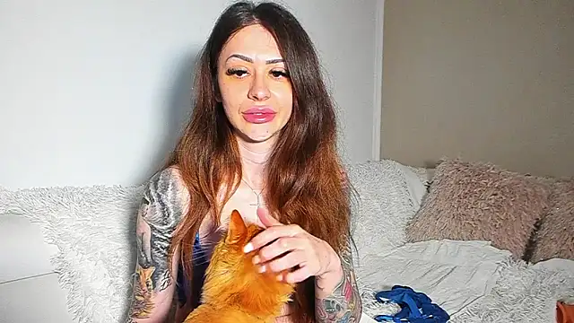 BrianaDiamondXXX online show from 06-25-26, 11:04