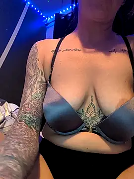 Jennababee online show from 03-29-26, 03:39