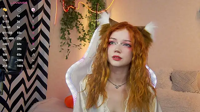 Snapshot of Misamane chatting on 10-28-25, 05:59 Misamane online show from 10-28-25, 05:59