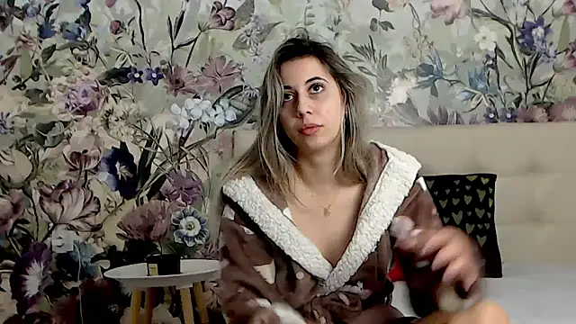 RoseDiamond06 online show from 03-15-25, 10:46