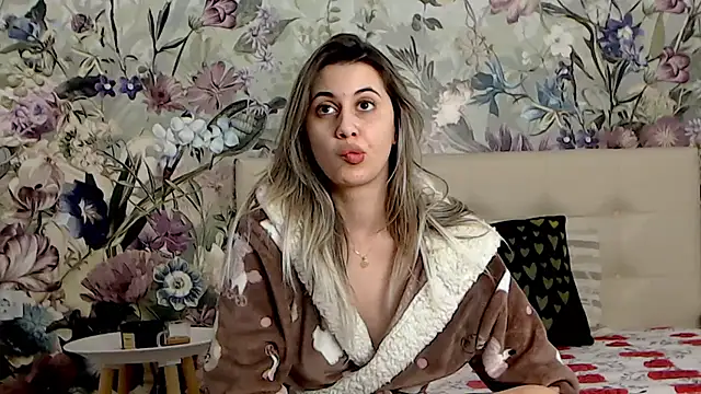 RoseDiamond06 online show from 03-19-25, 07:06