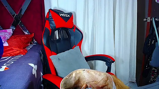 DanisaBrown online show from 01-14-26, 02:33