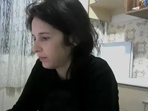 Snapshot of SexxyLety chatting on 03-05-25, 08:42 SexxyLety online show from 03-05-25, 08:42