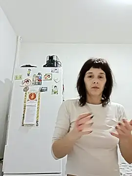 Snapshot of SexxyLety chatting on 03-21-25, 04:40 SexxyLety online show from 03-21-25, 04:40