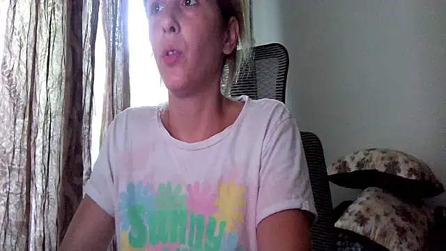 Snapshot of SexxyLety chatting on 06-27-26, 12:22 SexxyLety online show from 06-27-26, 12:22