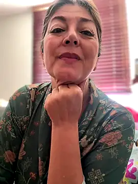 emma tour online show from 11-30-25, 02:10