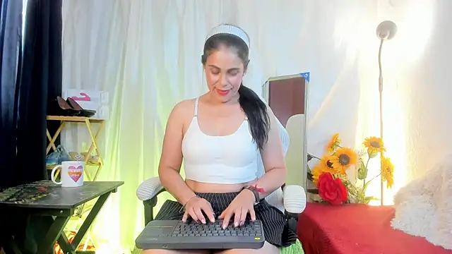 girasol walton online show from 04-24-26, 02:30