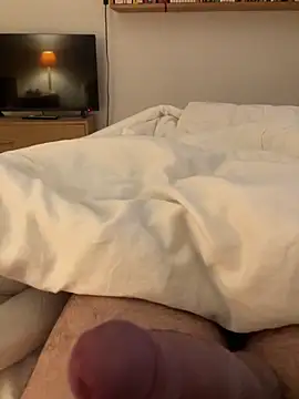 Snapshot of Romain2841 chatting on 02-21-26, 04:19 Romain2841 online show from 02-21-26, 04:19