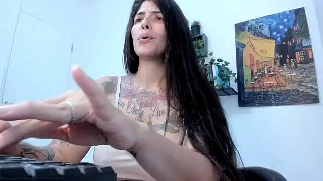 TaliMajesty online show from 12-19-24, 09:49