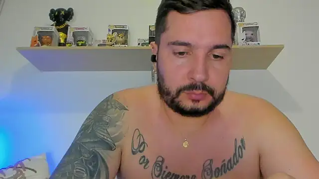 camilo restrepo21 online show from 04-08-26, 01:49