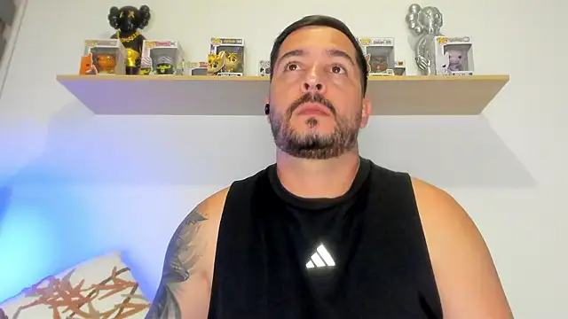 Snapshot of camilo_restrepo21 chatting on 05-07-26, 11:54 camilo restrepo21 online show from 05-07-26, 11:54