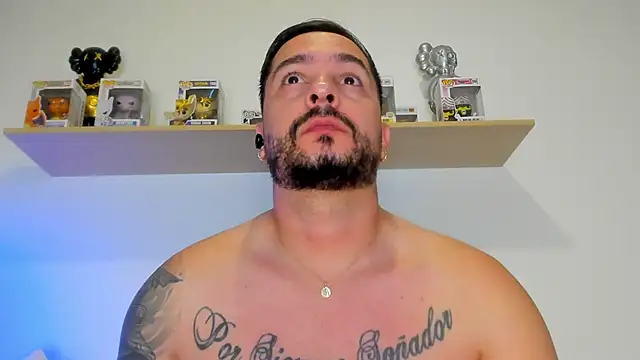 Snapshot of camilo_restrepo21 chatting on 05-24-26, 11:54 camilo restrepo21 online show from 05-24-26, 11:54