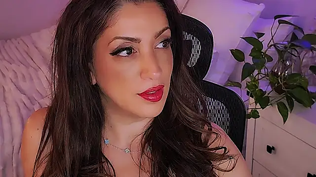 Wonderful Woman online show from 05-17-26, 12:52
