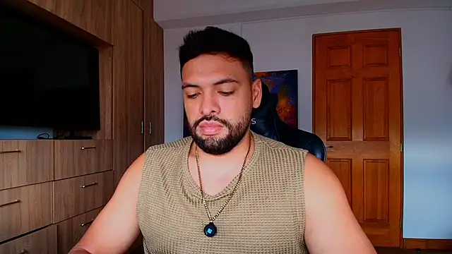 Snapshot of jerome_vcv chatting on 12-15-25, 06:34 jerome vcv online show from 12-15-25, 06:34