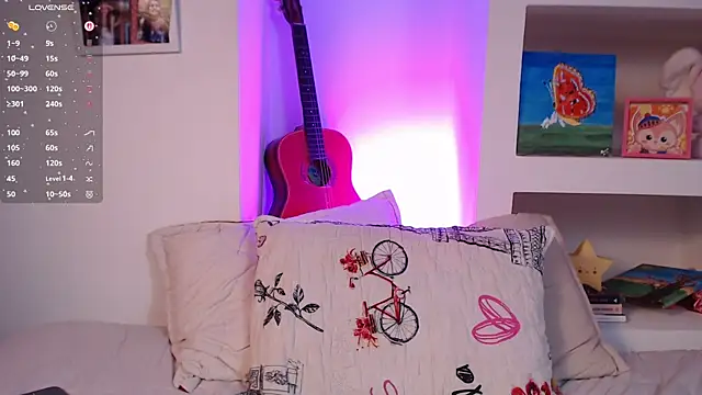 lailypink online show from 07-11-26, 04:21